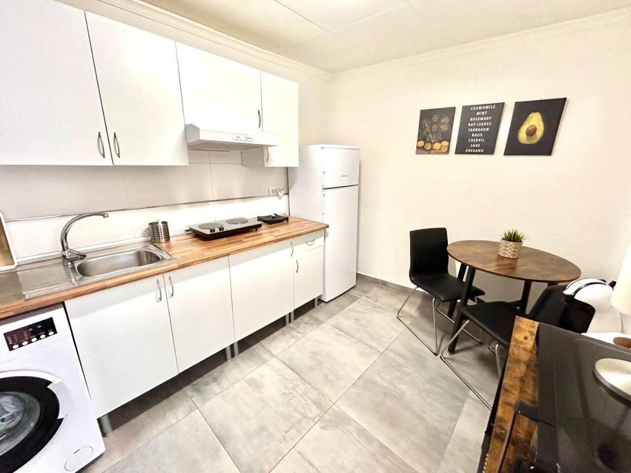 מורסיה Plaza Circular Mas Que Apartamentos מראה חיצוני תמונה